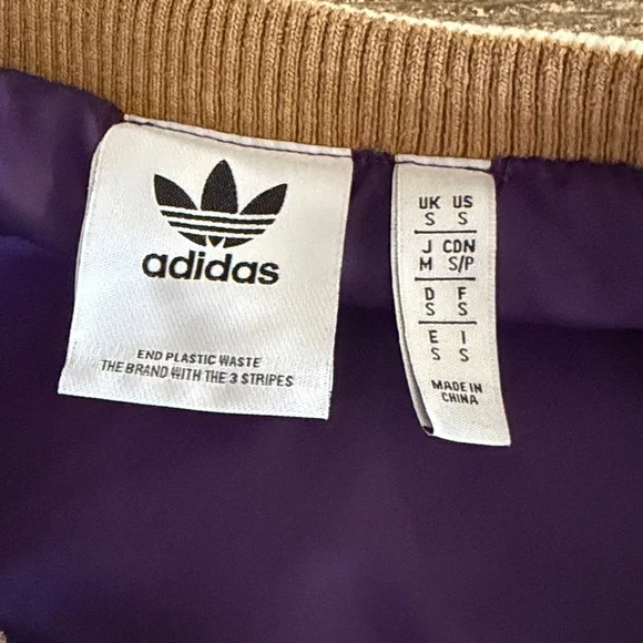 NWOT Adidas Heritage trefoil pink and green vest with deep purple lining - Picture 5 of 7